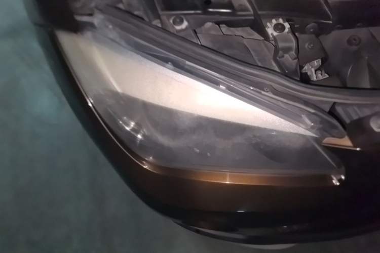 Used BMW X1 2015 sDrive18i Fashion Upgrade Edition Right Front Headlight
