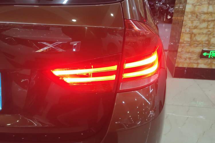 Used BMW X1 2015 sDrive18i Fashion Upgrade Edition Right Rear Taillight