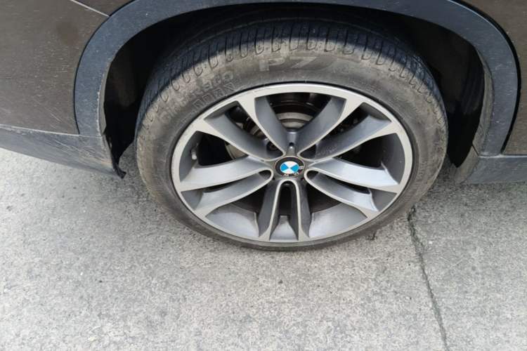 Used BMW X1 2015 sDrive18i Leading Edition Right Rear Wheel Hub