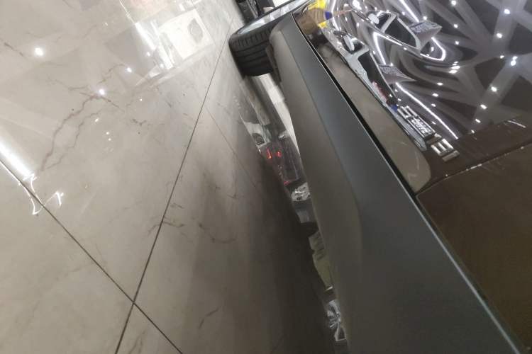 Used BMW X1 2015 sDrive18i Fashion Upgrade Edition Right Side Sill
