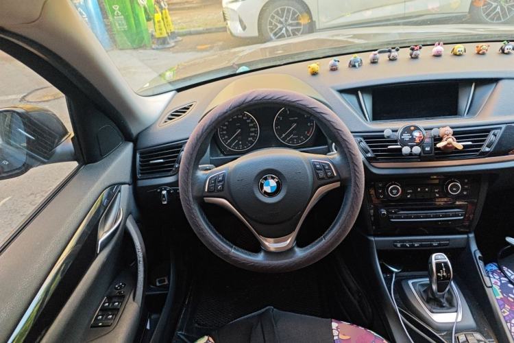 Used BMW X1 2015 sDrive18i Leading Edition Steering Wheel