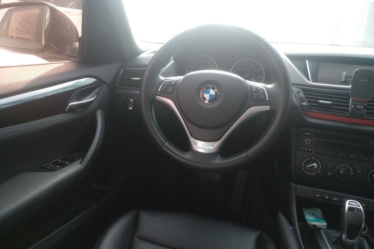 Used BMW X1 2015 sDrive18i Fashion Upgrade Edition Steering Wheel