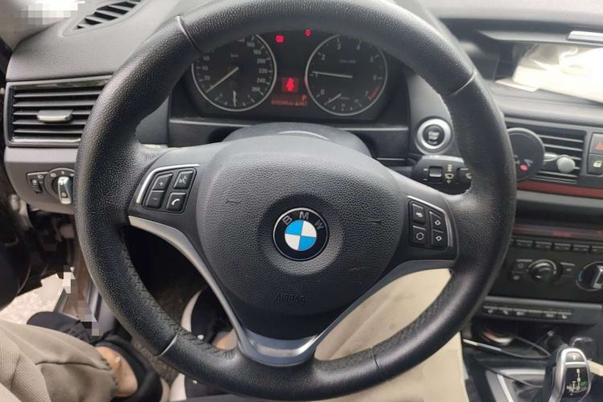 Used BMW X1 2015 sDrive18i Fashion Upgrade Edition Steering Wheel