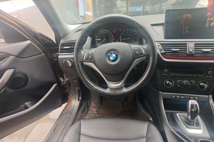 Used BMW X1 2015 sDrive18i Fashion Upgrade Edition Steering Wheel