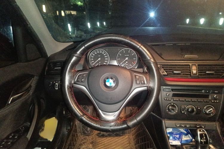 Used BMW X1 2015 sDrive18i Fashion Upgrade Edition Steering Wheel