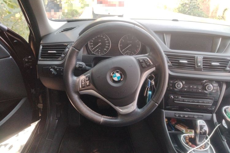 Used BMW X1 2015 sDrive18i Leading Edition Steering Wheel