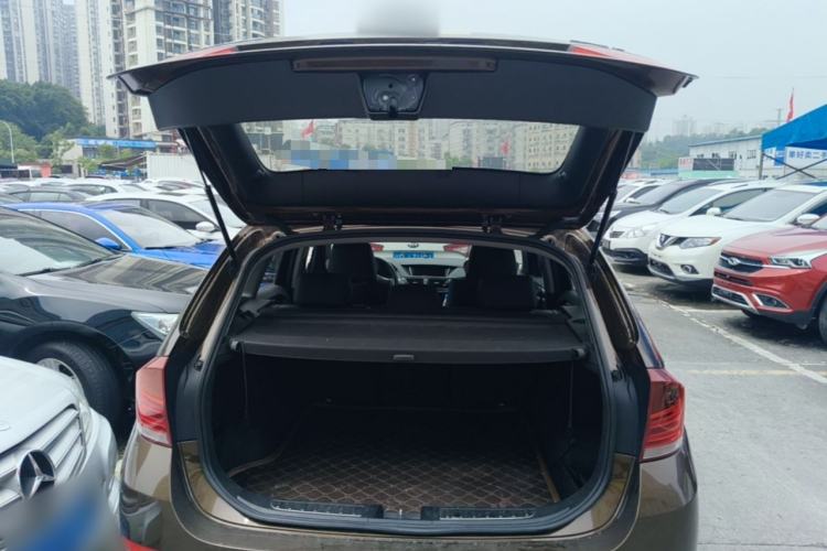 Used BMW X1 2015 sDrive18i Leading Edition Trunk