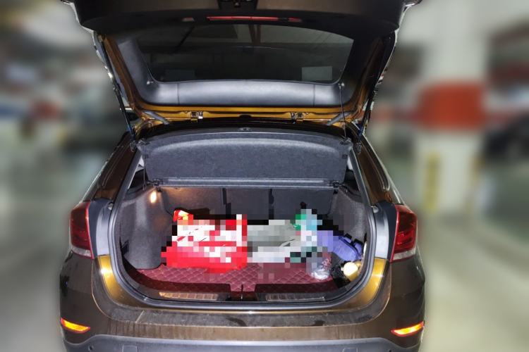 Used BMW X1 2015 xDrive20i Fashion Upgrade Edition Trunk