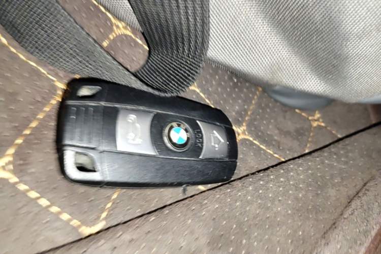 Used BMW X1 2015 sDrive18i Fashion Upgrade Edition Vehicle Key