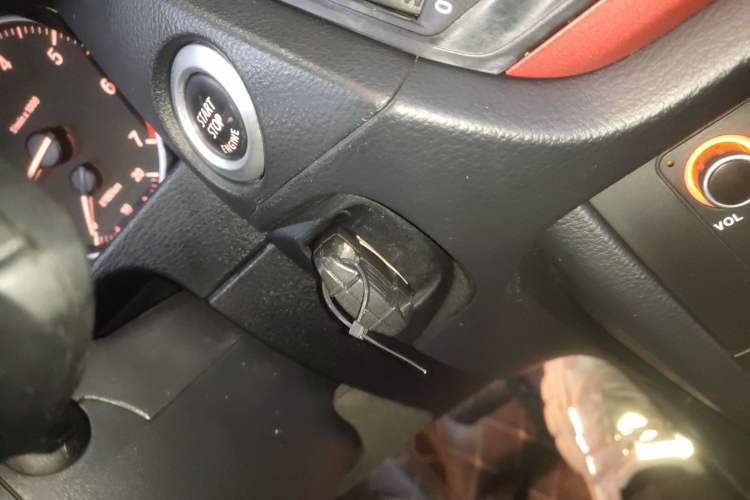 Used BMW X1 2015 sDrive18i Fashion Upgrade Edition Vehicle Key