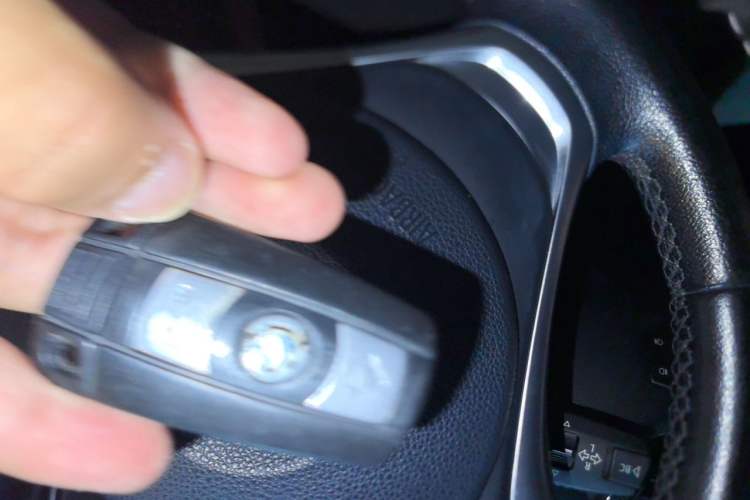 Used BMW X1 2015 sDrive18i Fashion Upgrade Edition Vehicle Key