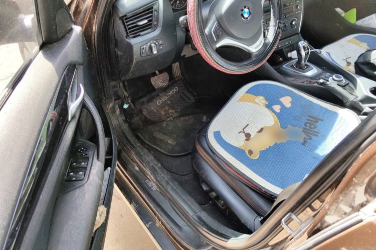 Used BMW X1 2015 sDrive18i Fashion Upgrade Edition Driver Seat