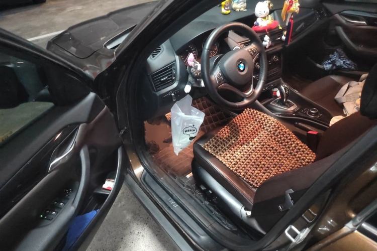 Used BMW X1 2015 sDrive18i Leading Edition Driver Seat