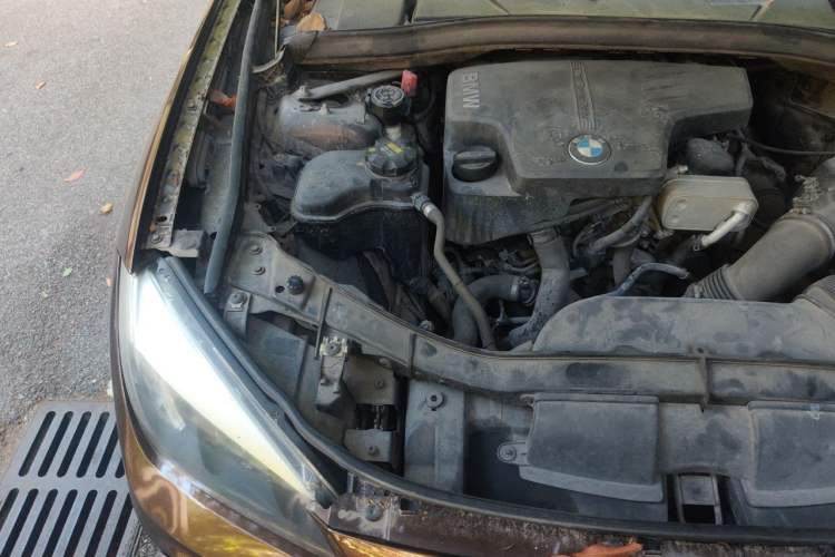 Used BMW X1 2015 sDrive18i Fashion Upgrade Edition Engine Bay Right
