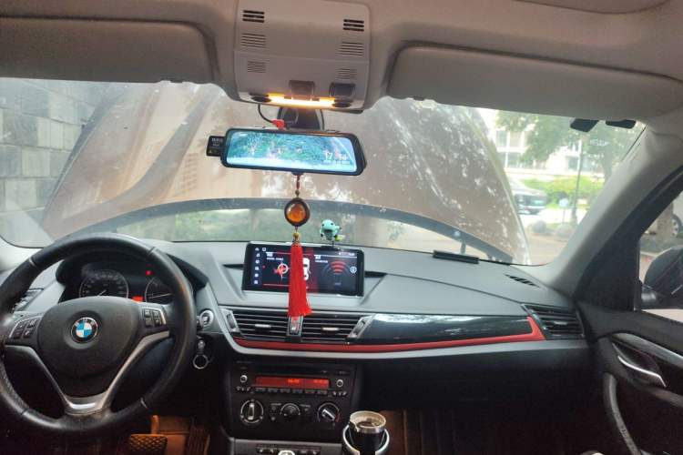 Used BMW X1 2015 sDrive18i Fashion Upgrade Edition Headliner