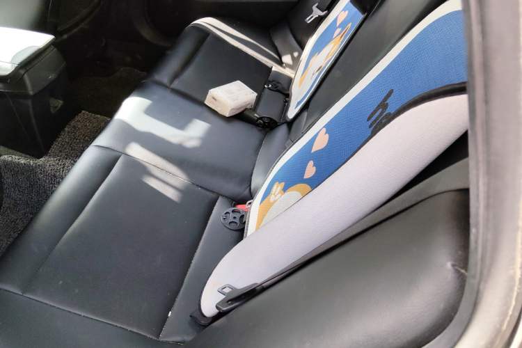 Used BMW X1 2015 sDrive18i Fashion Upgrade Edition Left Rear Seat