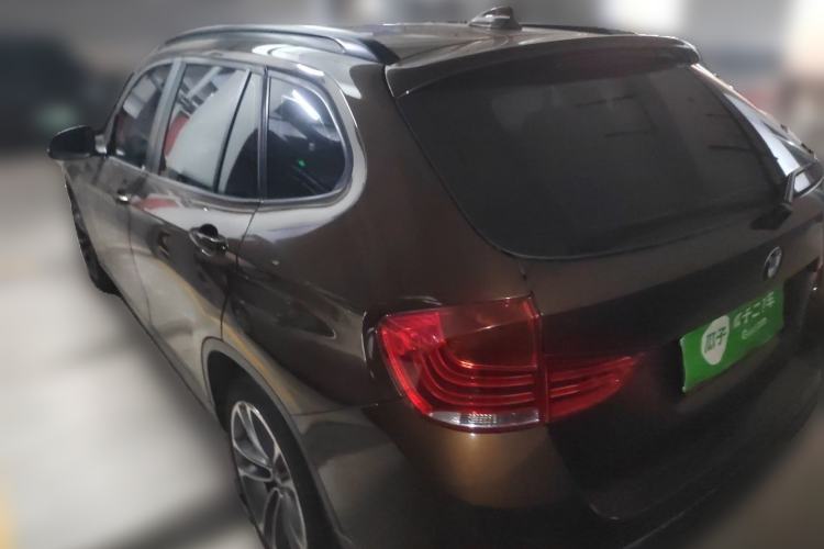 Used BMW X1 2015 sDrive18i Leading Edition Rear Left 45 Deg