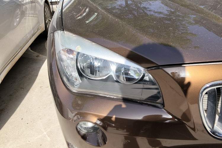 Used BMW X1 2015 sDrive18i Fashion Upgrade Edition Right Front Headlight