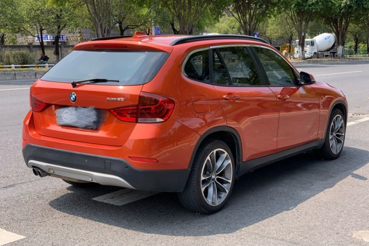 Used BMW X1 2015 sDrive18i Leading Edition Exterior 3