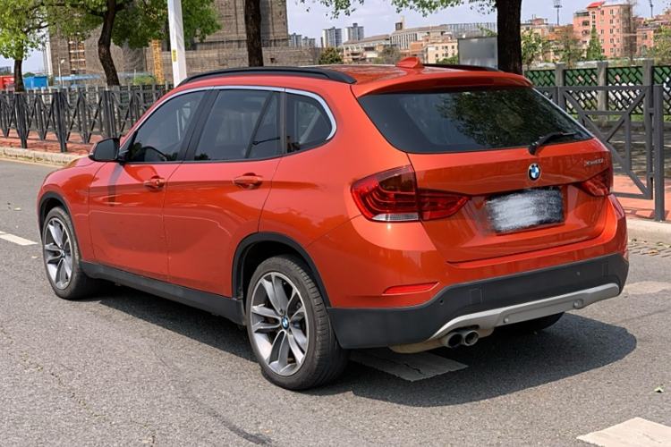 Used BMW X1 2015 sDrive18i Leading Edition Exterior 4