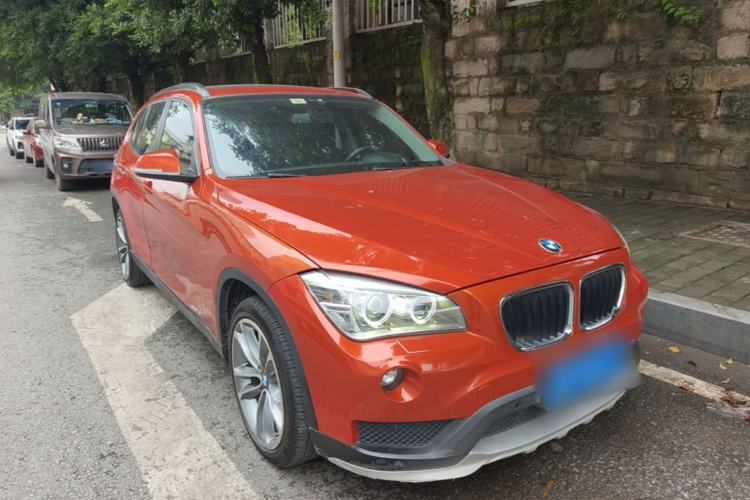 Used BMW X1 2015 sDrive18i Leading Edition Front Right 45 Deg