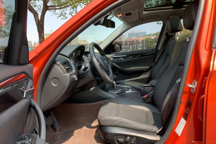 Used BMW X1 2015 sDrive18i Leading Edition Interior 7
