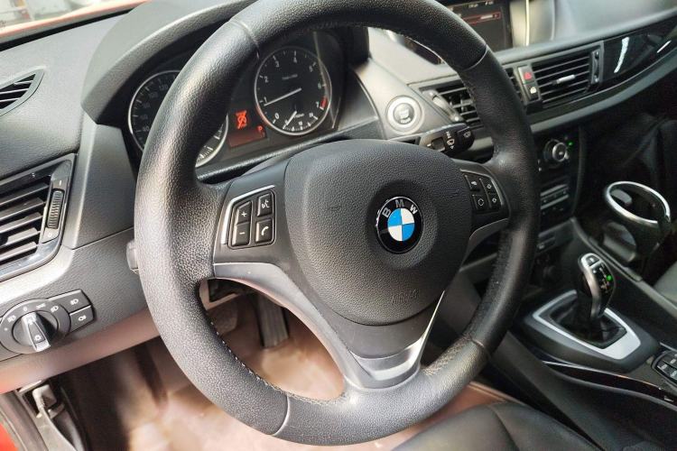 Used BMW X1 2015 sDrive18i Leading Edition Steering Wheel