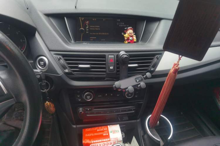 Used BMW X1 2015 sDrive18i Fashion Upgrade Edition Audio And AC Panel
