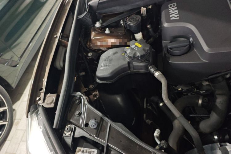 Used BMW X1 2015 sDrive18i Fashion Upgrade Edition Engine Bay Right
