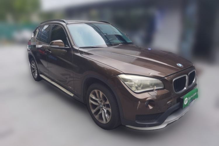 Used BMW X1 2015 sDrive18i Fashion Upgrade Edition Front Right 45 Deg