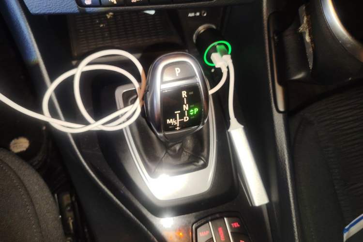 Used BMW X1 2015 sDrive18i Fashion Upgrade Edition Gear Lever