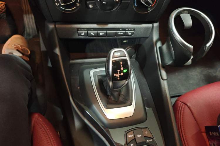 Used BMW X1 2015 sDrive18i Fashion Upgrade Edition Gear Lever