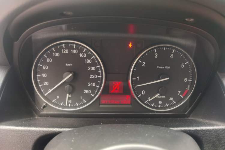Used BMW X1 2015 sDrive18i Fashion Upgrade Edition Instrument Cluster