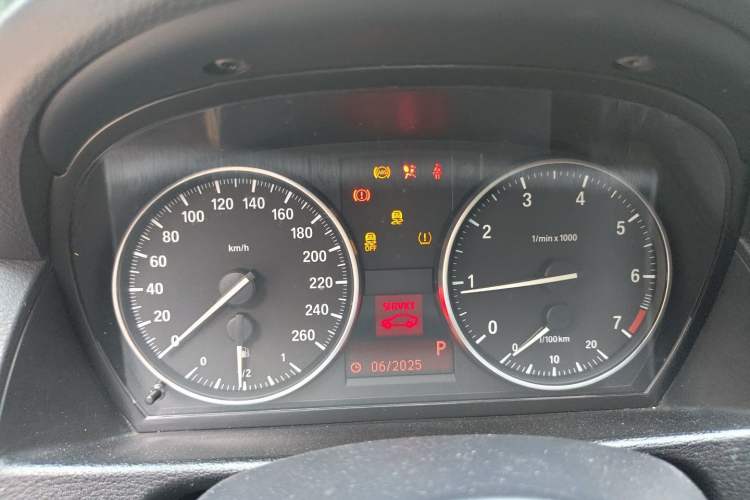 Used BMW X1 2015 sDrive18i Fashion Upgrade Edition Instrument Cluster