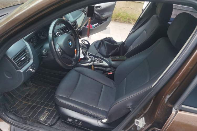 Used BMW X1 2015 sDrive18i Fashion Upgrade Edition Left Front Seat