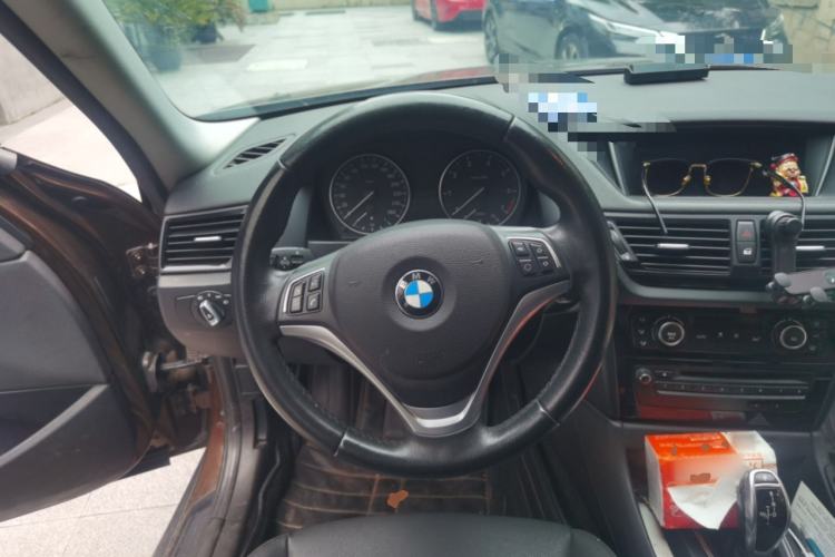 Used BMW X1 2015 sDrive18i Fashion Upgrade Edition Steering Wheel