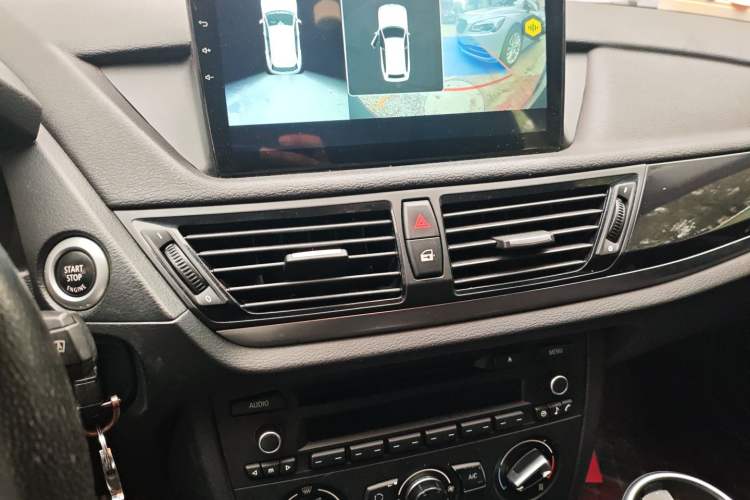 Used BMW X1 2015 sDrive18i Fashion Upgrade Edition Audio And AC Panel