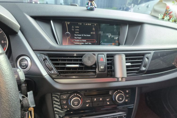 Used BMW X1 2015 sDrive18i Leading Edition Audio And AC Panel