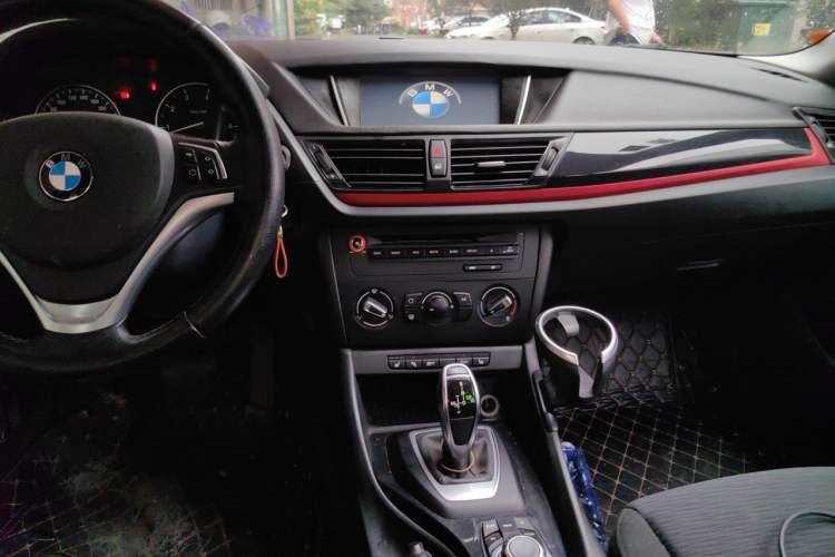 Used BMW X1 2015 sDrive18i Fashion Upgrade Edition Center Console