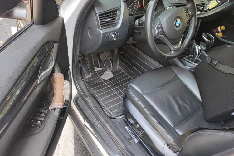 Used BMW X1  Driver Seat