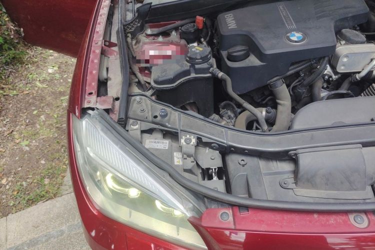 Used BMW X1 2015 sDrive18i Leading Edition Engine Bay Right