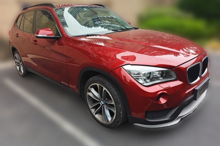 Used BMW X1 2015 sDrive18i Leading Edition Front Right 45 Deg