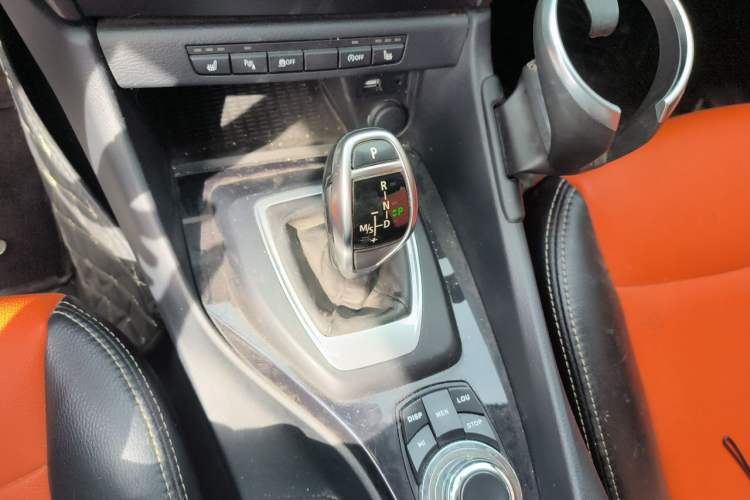 Used BMW X1 2015 sDrive18i Fashion Upgrade Edition Gear Lever