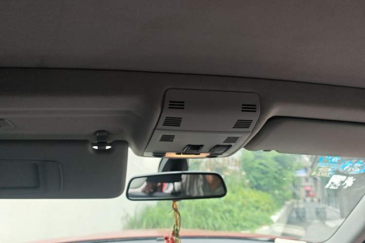 Used BMW X1 2015 sDrive18i Leading Edition Headliner