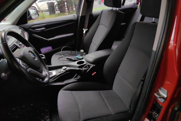 Used BMW X1 2015 sDrive18i Fashion Upgrade Edition Left Front Seat