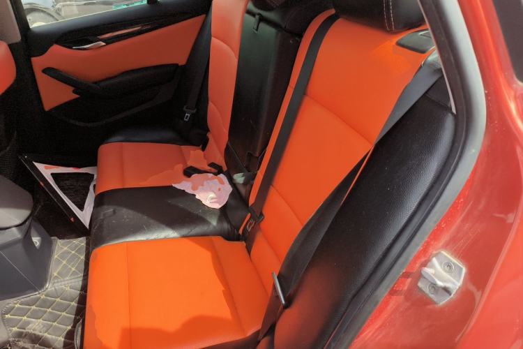 Used BMW X1 2015 sDrive18i Fashion Upgrade Edition Left Rear Seat