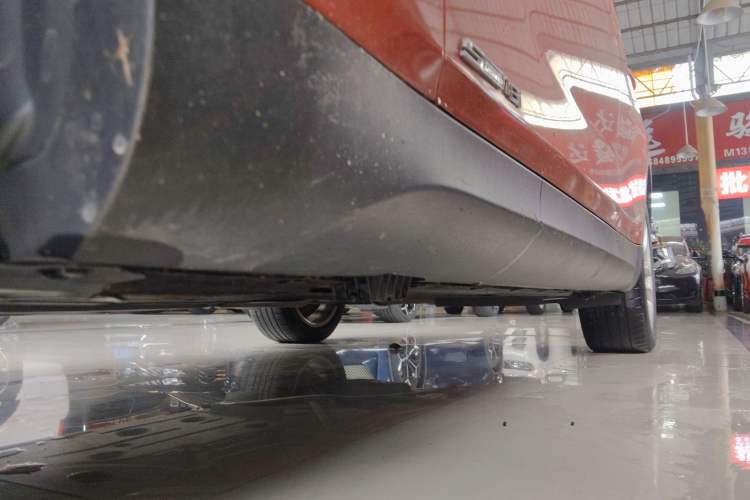 Used BMW X1 2015 sDrive18i Fashion Upgrade Edition Left Side Sill
