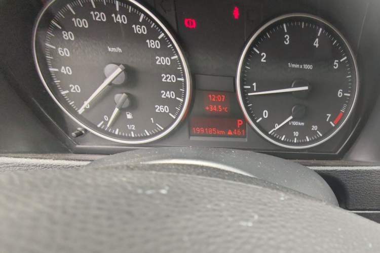 Used BMW X1 2015 sDrive18i Leading Edition Odometer Close Up