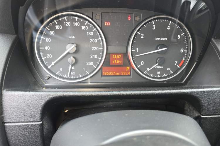 Used BMW X1 2015 sDrive18i Leading Edition Odometer Close Up