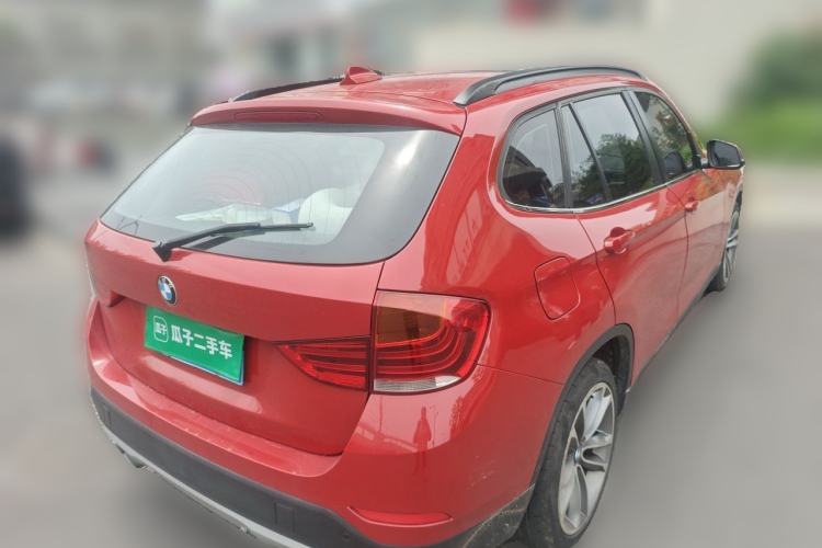 Used BMW X1 2015 sDrive18i Leading Edition Rear Right 45 Deg